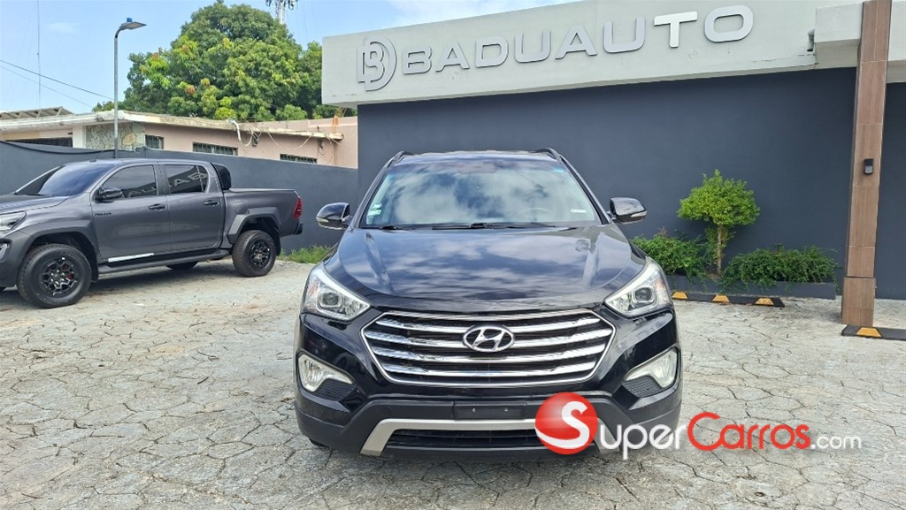 2016 Hyundai Grand Santa Fe GLS