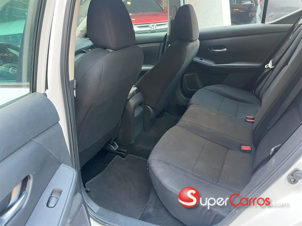 2023 Nissan Sentra S — foto 8 / 9