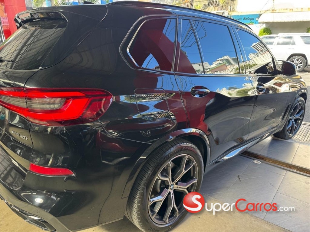 2020 BMW X 5 40i — foto 4 / 12