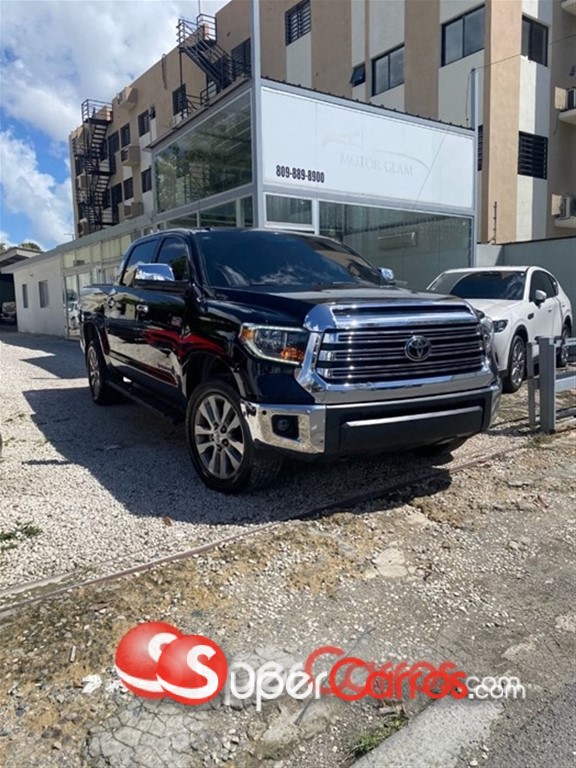 2016 Toyota Tundra LIMITED