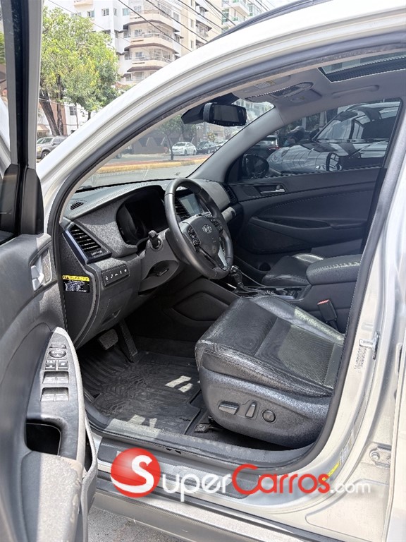 2016 Hyundai Tucson LIMITED — foto 6 / 11