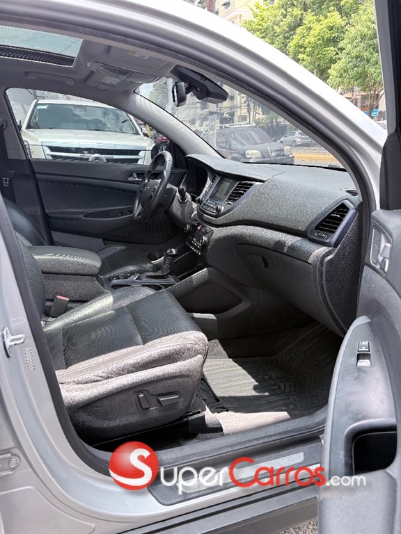 2016 Hyundai Tucson LIMITED — foto 7 / 11