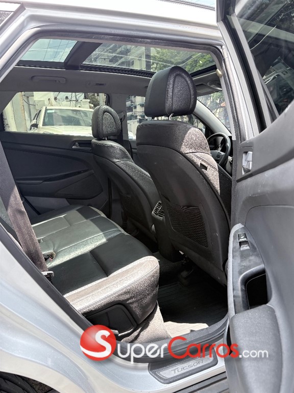 2016 Hyundai Tucson LIMITED — foto 8 / 11