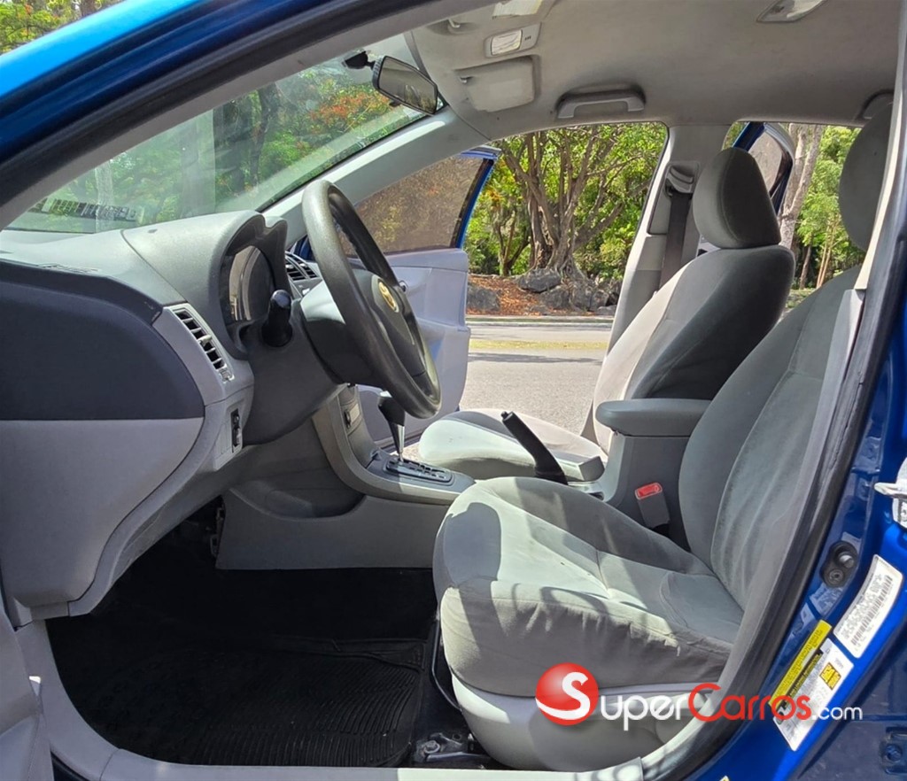 2009 Toyota Corolla LE — foto 7 / 12