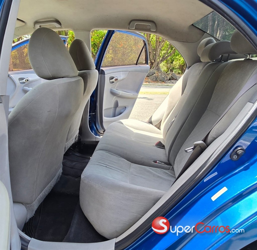 2009 Toyota Corolla LE — foto 11 / 12
