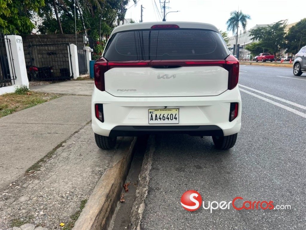 2025 Kia Picanto L X — foto 10 / 12