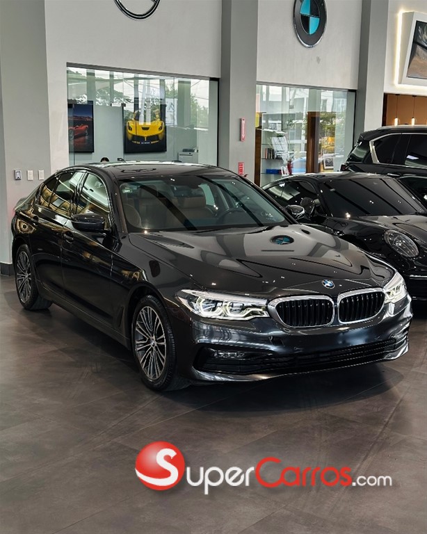 2019 BMW Serie 5 530i Sportline