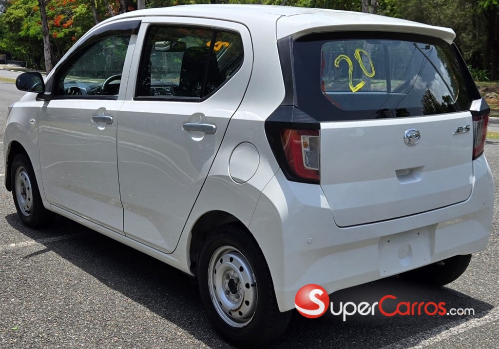 2020 Daihatsu Mira — foto 5 / 12