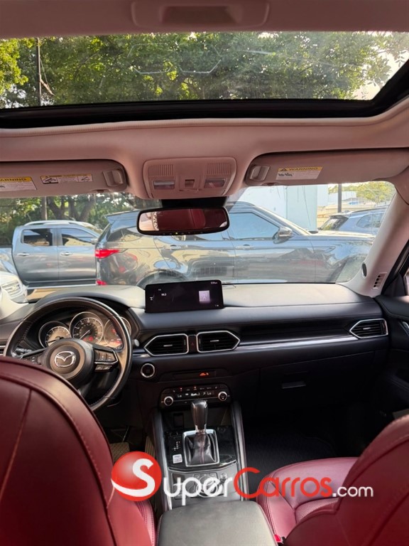 2021 Mazda CX-5 Carbon Edition — foto 4 / 9