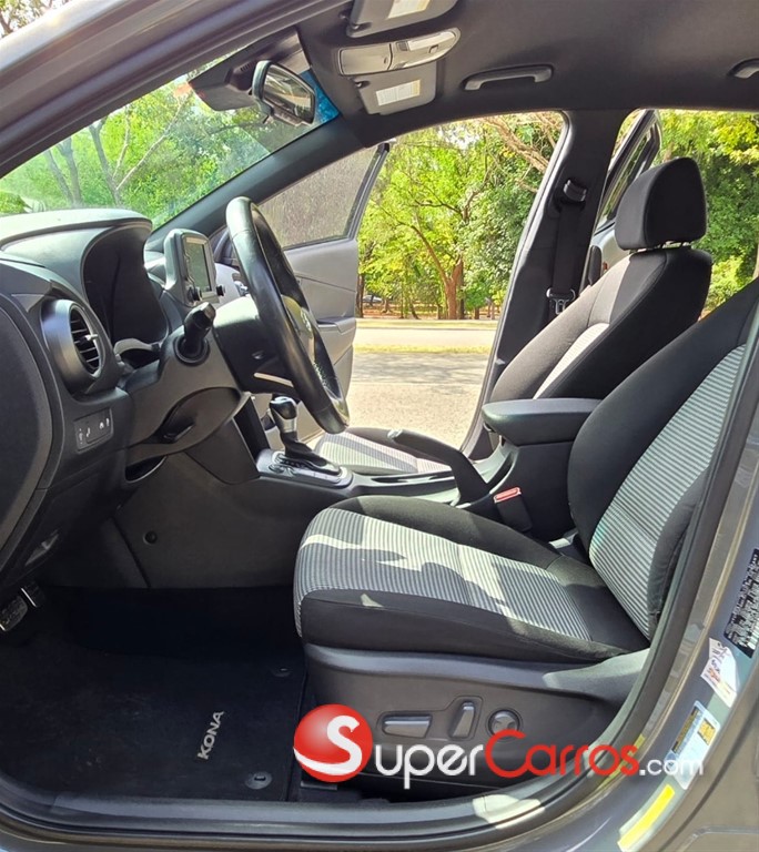 2021 Hyundai KONA — foto 9 / 12