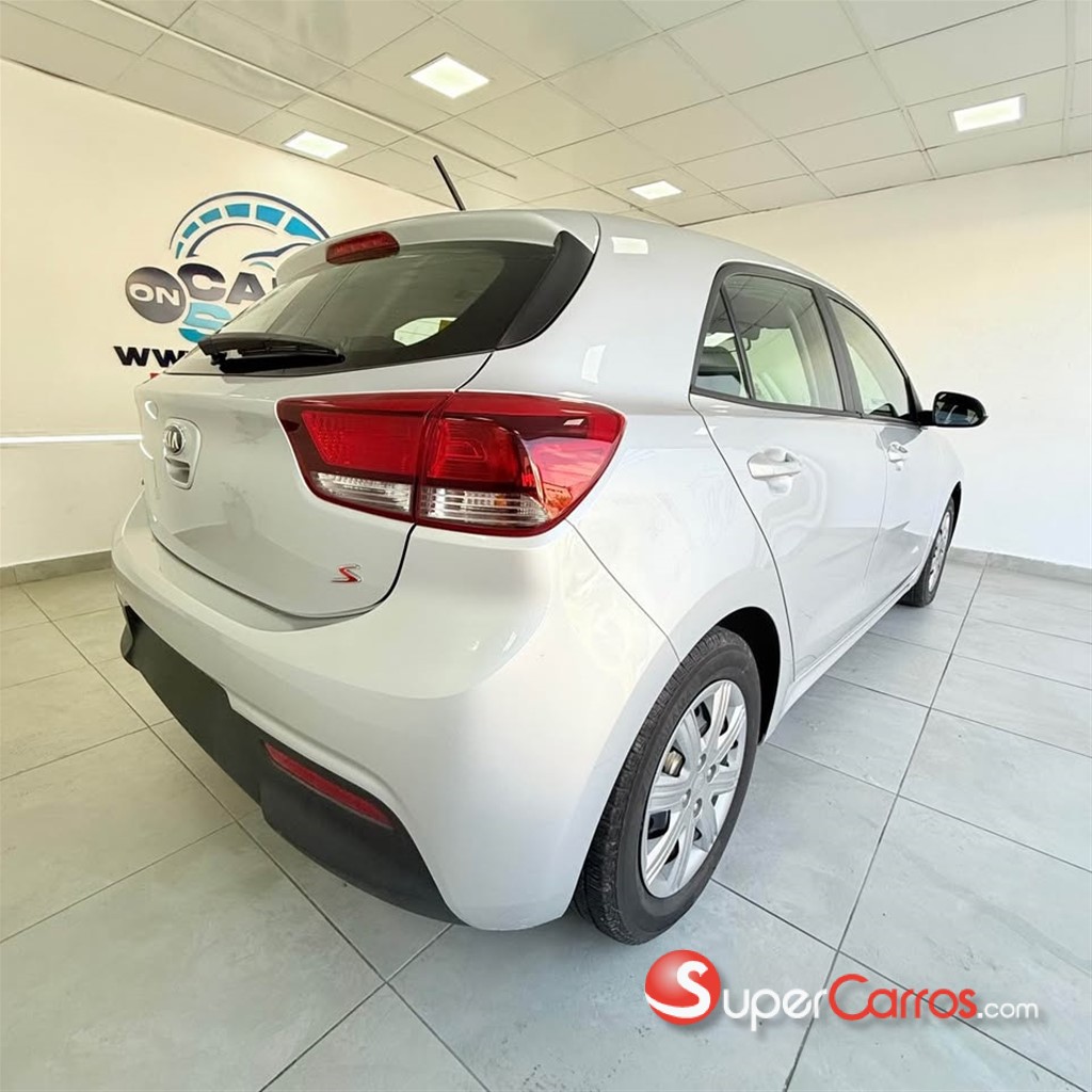 2022 Kia Rio S — foto 5 / 10