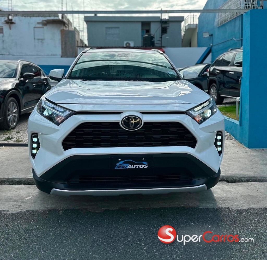 2024 Toyota RAV4 XLE Premium — foto 2 / 9