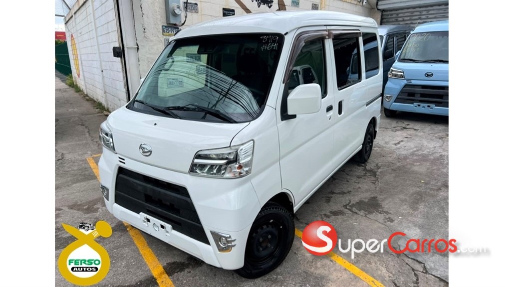 2020 Daihatsu Hijet — foto 3 / 10