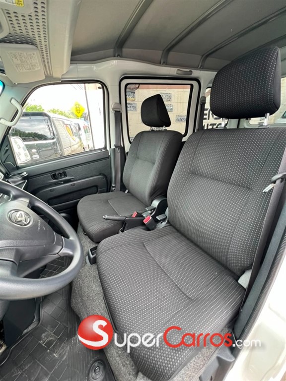 2020 Daihatsu Hijet — foto 7 / 10