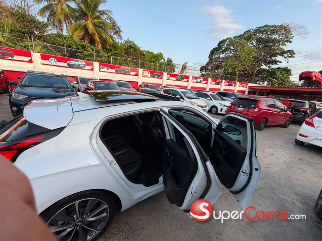 2020 Hyundai Veloster — foto 4 / 7