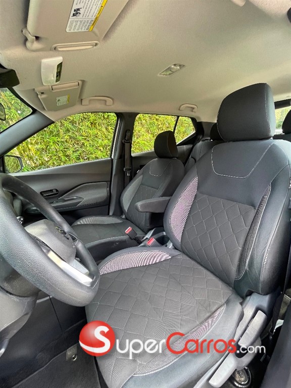 2020 Nissan Kicks S — foto 7 / 8