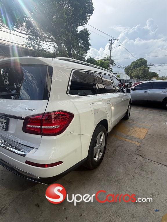 2017 Mercedes-Benz Clase GLS 450 4MATIC — foto 3 / 9