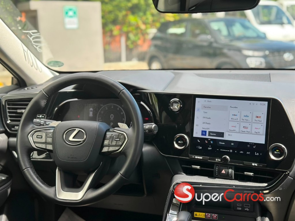 2024 Lexus NX 250 — foto 6 / 10