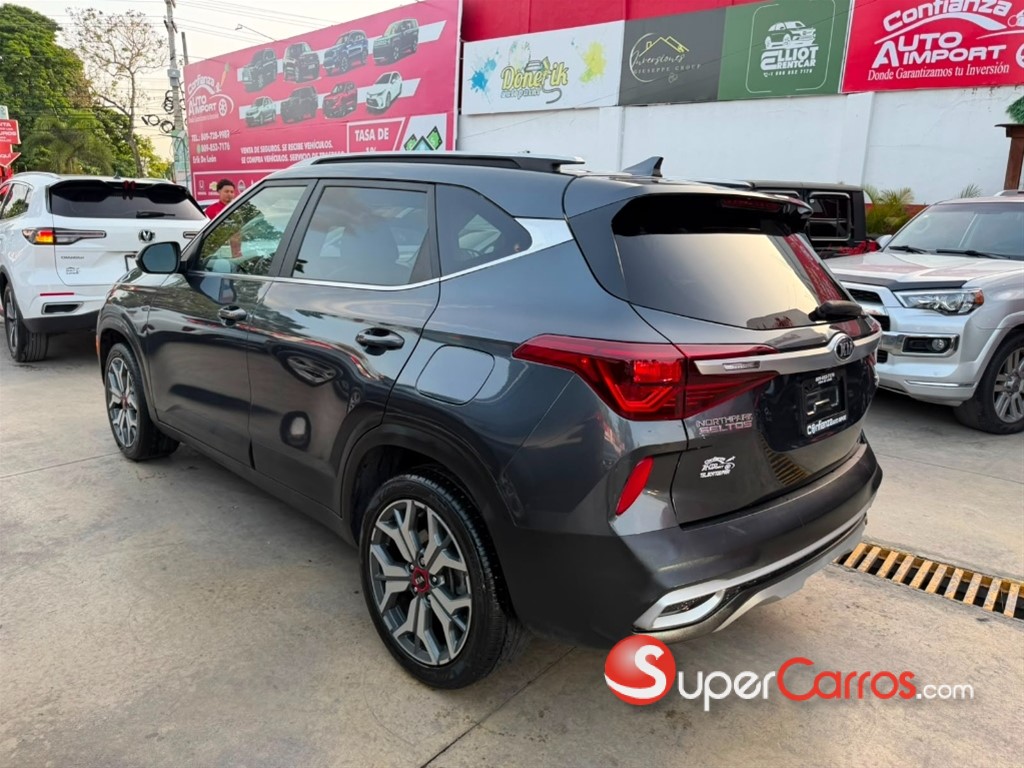 2020 Kia Seltos — foto 6 / 10