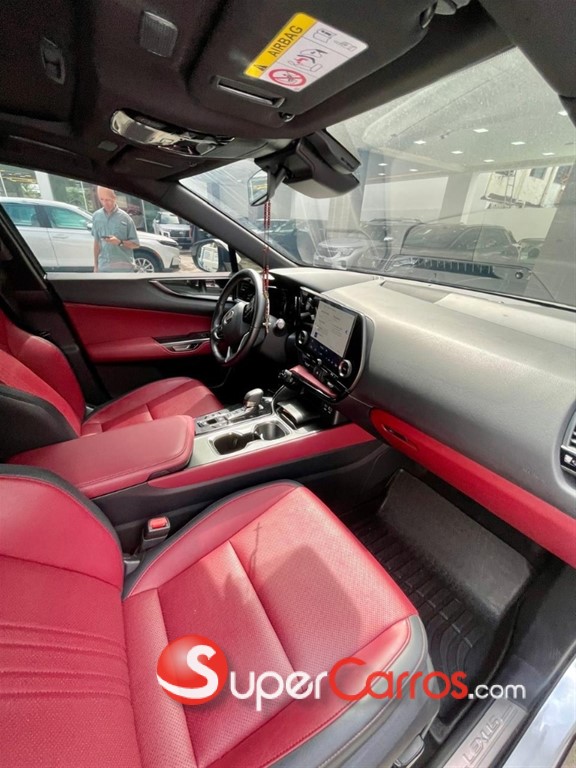 2024 Lexus NX 350 Hybrid — foto 4 / 6