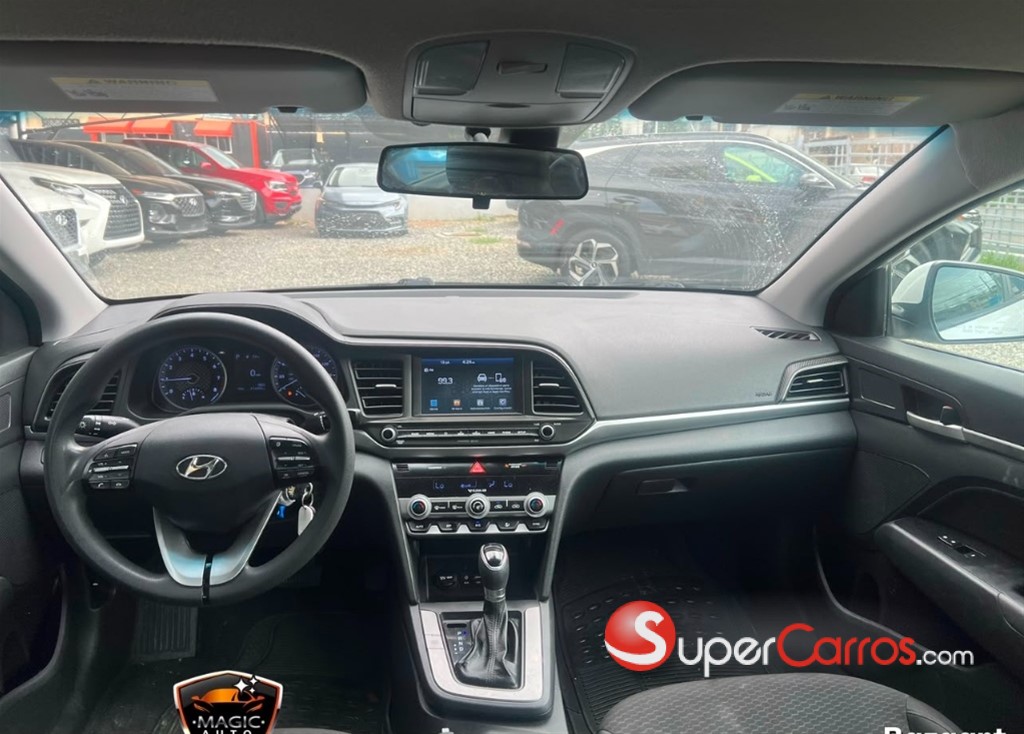 2020 Hyundai Elantra SEL — foto 4 / 9