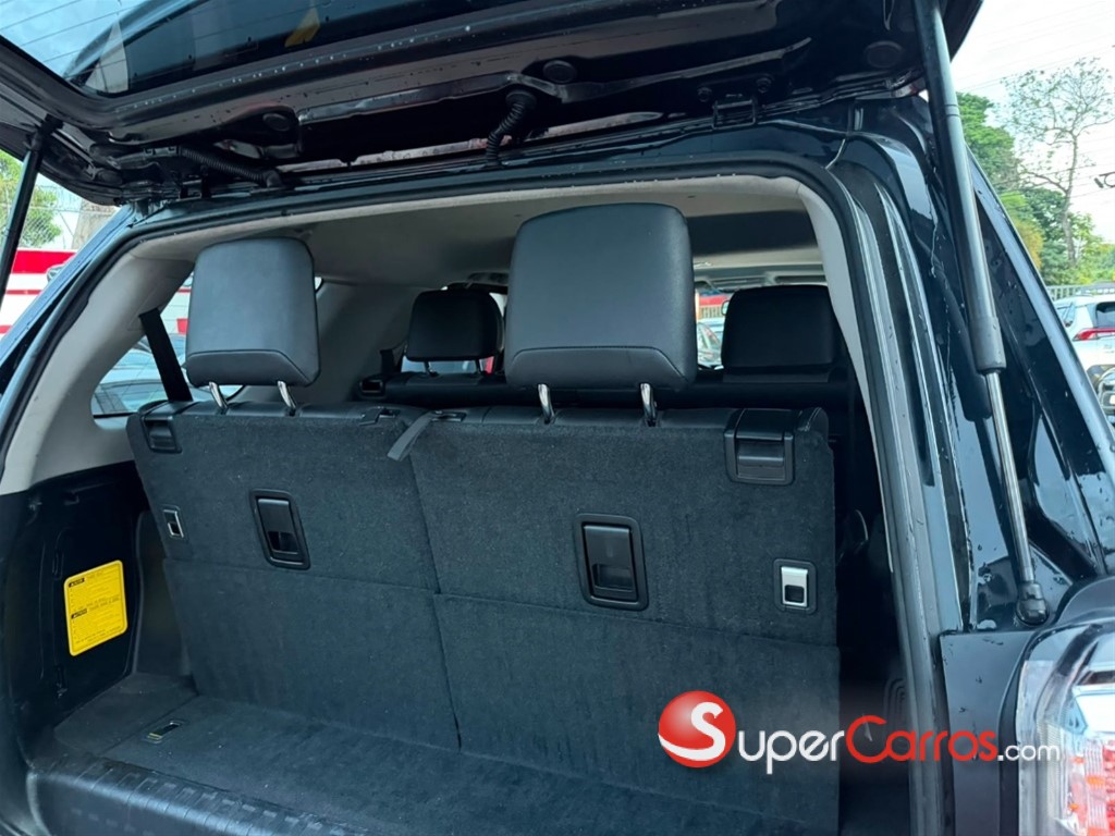 2021 Toyota 4 Runner SR5 — foto 10 / 10