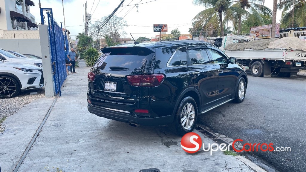 2020 Kia Sorento LX — foto 5 / 12