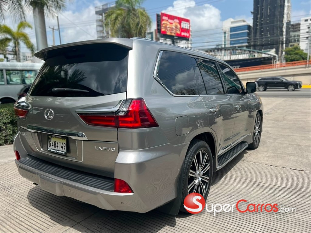 2020 Lexus LX 570 — foto 4 / 12