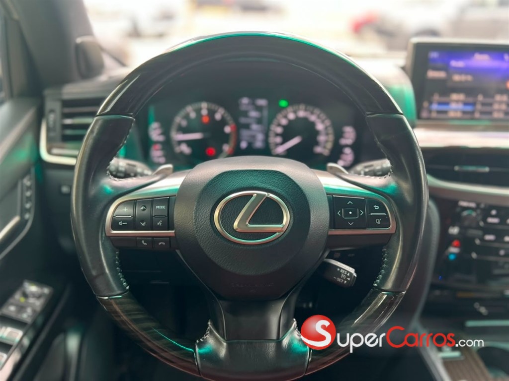2020 Lexus LX 570 — foto 10 / 12