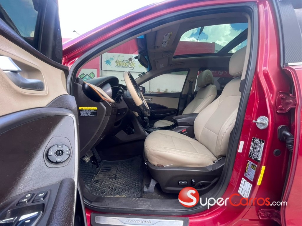 2013 Hyundai Santa Fe — foto 9 / 12