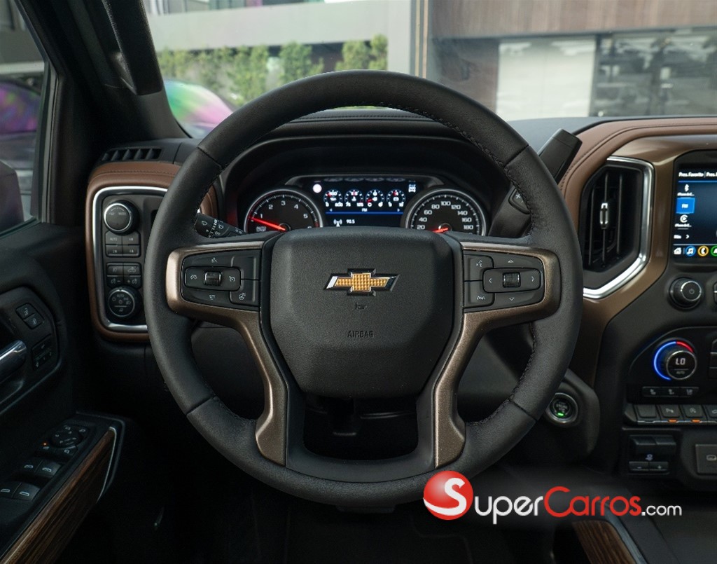 2021 Chevrolet Silverado High Country — foto 7 / 12