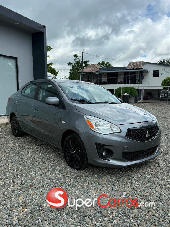 2020 Mitsubishi Motors Mirage G4 — foto 2 / 8
