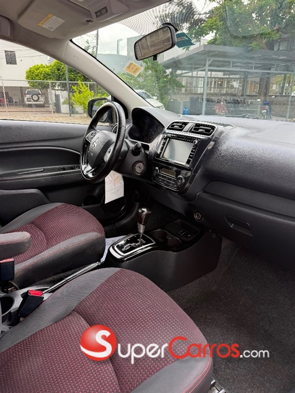 2020 Mitsubishi Motors Mirage G4 — foto 4 / 8