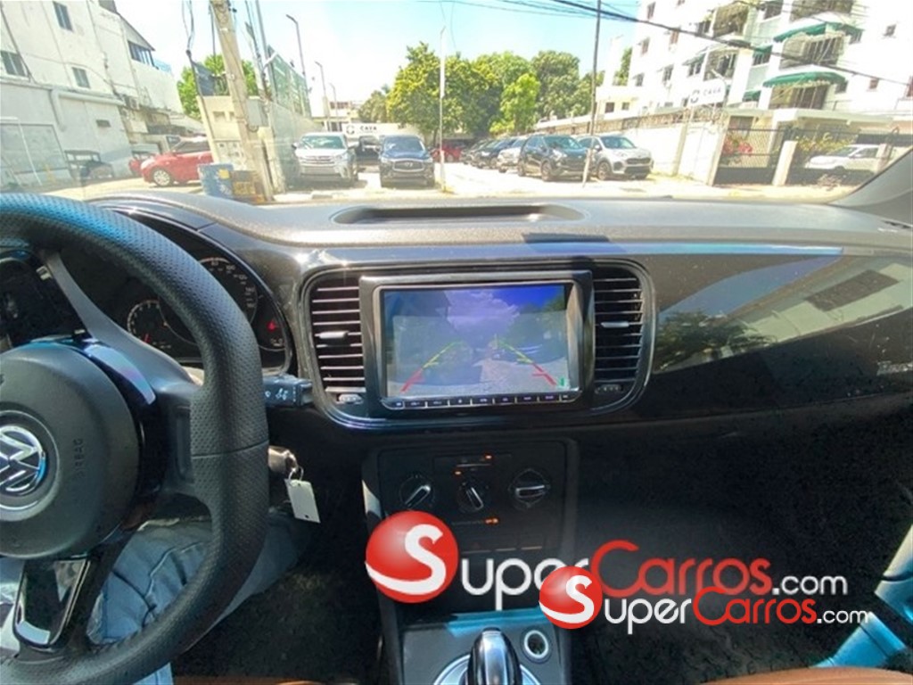 2013 Volkswagen Beetle — foto 2 / 12