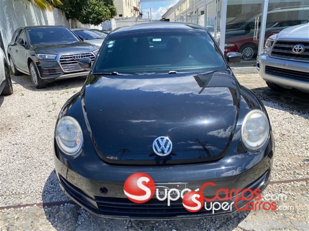 2013 Volkswagen Beetle — foto 7 / 12