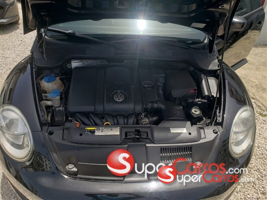 2013 Volkswagen Beetle — foto 11 / 12