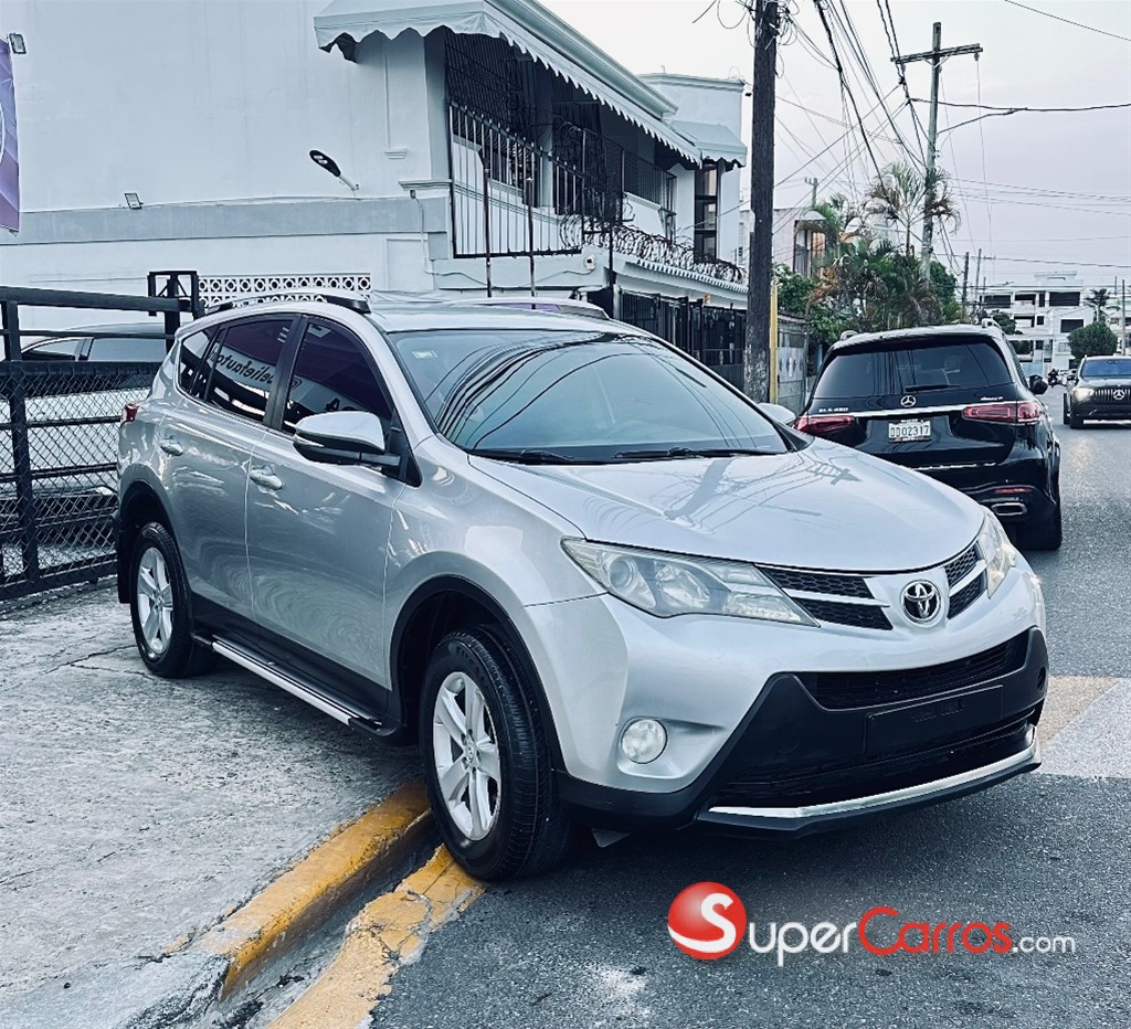2014 Toyota RAV4 LE — foto 4 / 12
