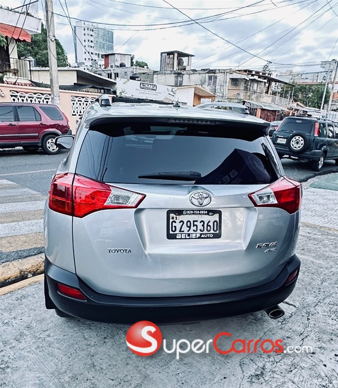 2014 Toyota RAV4 LE — foto 5 / 12