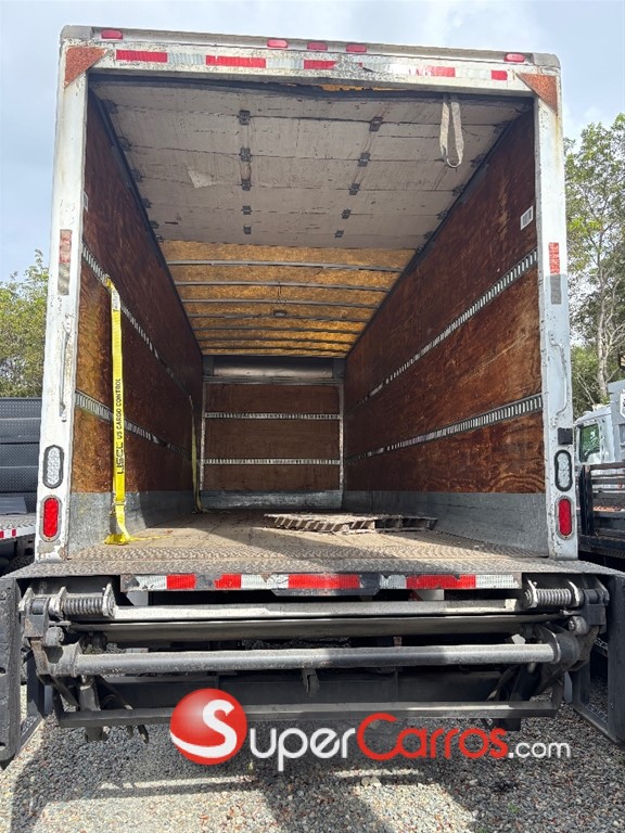 2010 Hino 268 — foto 7 / 7