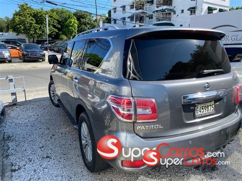 2018 Nissan Patrol — foto 7 / 12