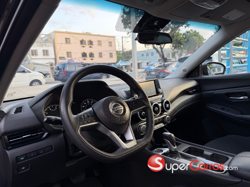 2020 Nissan Sentra — foto 4 / 9