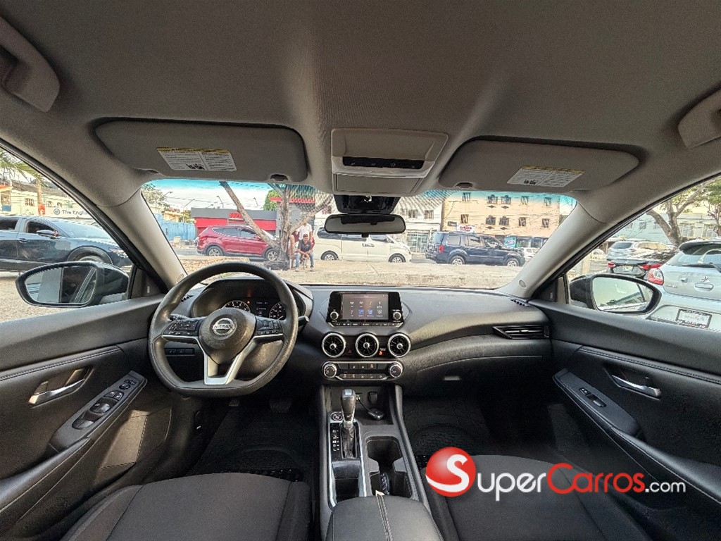 2020 Nissan Sentra — foto 5 / 9