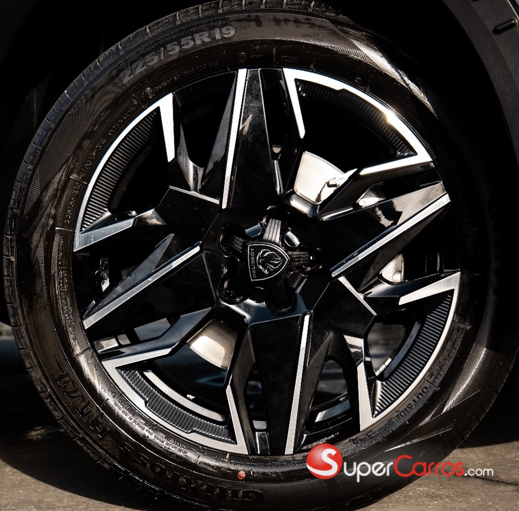 2027 Peugeot 5008 GT Line — foto 12 / 12