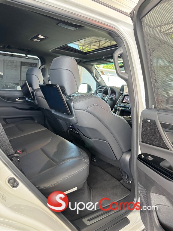 2022 Lexus LX 600 Luxury — foto 11 / 12