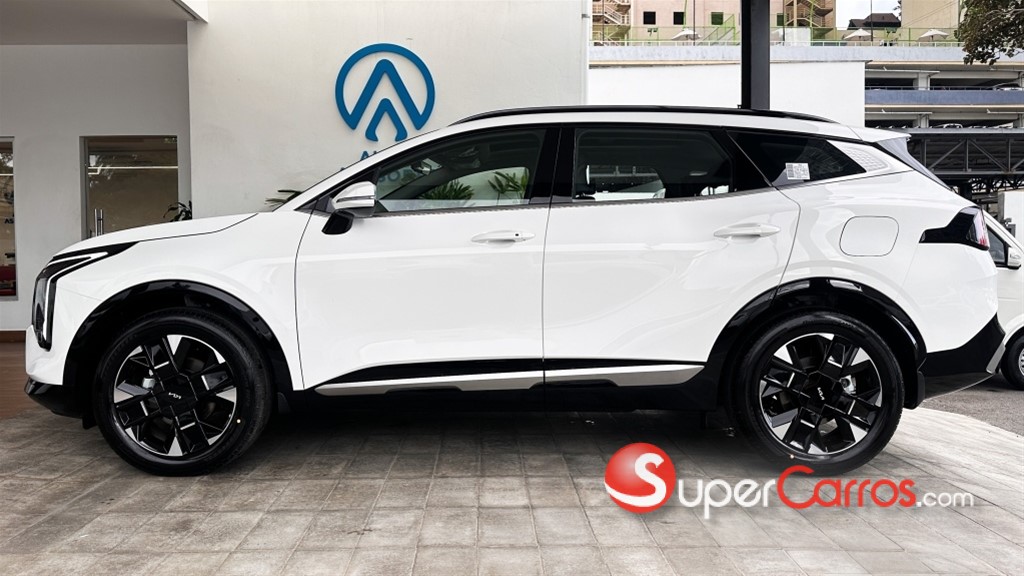 2027 Kia Sportage Luxury — foto 3 / 8