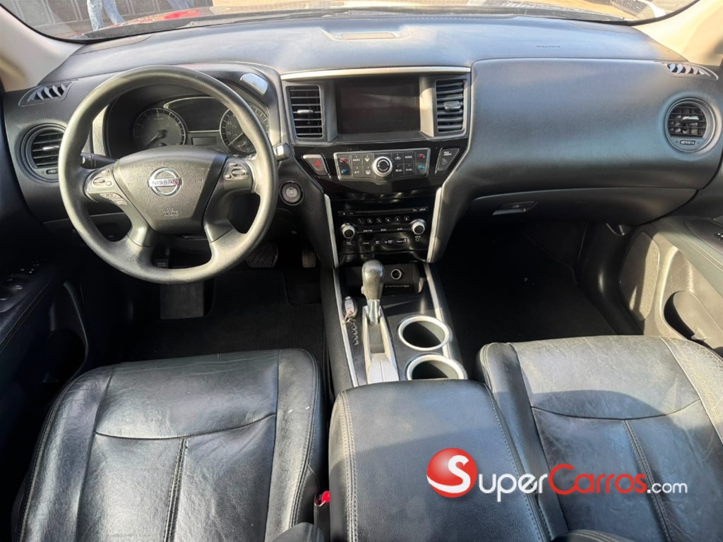 2013 Nissan Pathfinder — foto 6 / 10