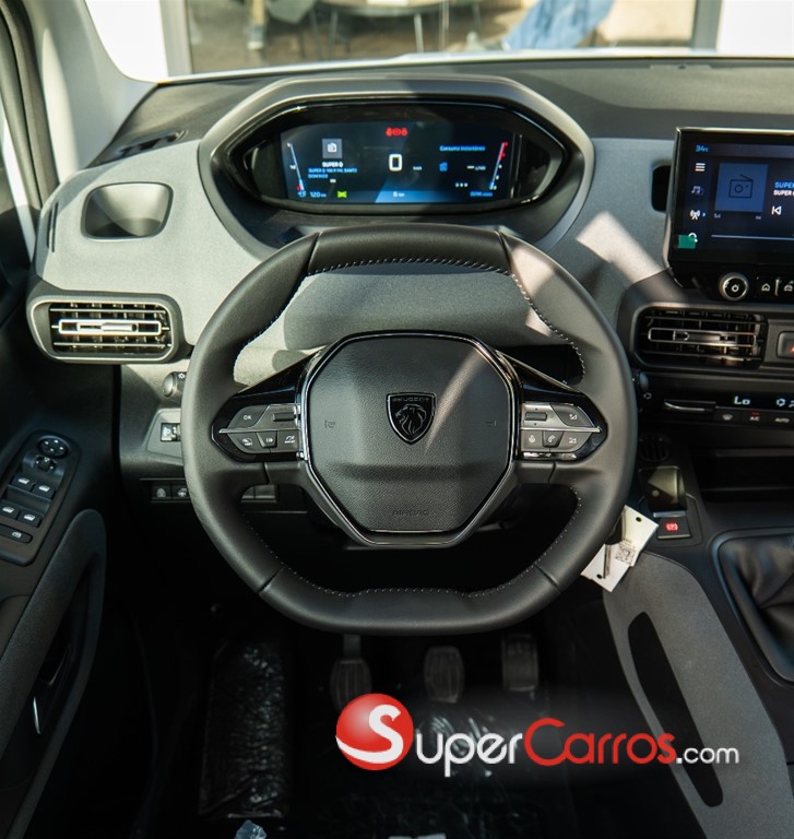 2027 Peugeot Rifter — foto 4 / 12