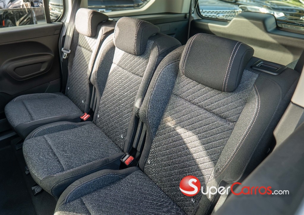 2027 Peugeot Rifter — foto 7 / 12