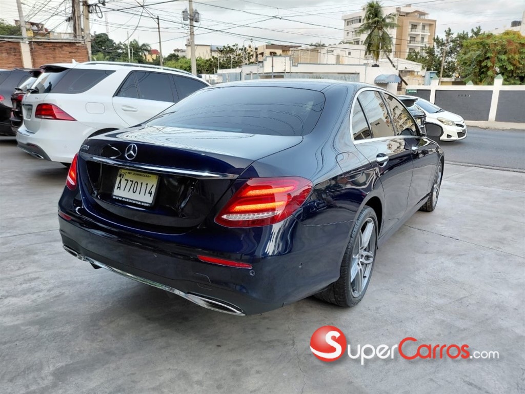 2018 Mercedes-Benz Clase E 300 — foto 4 / 9