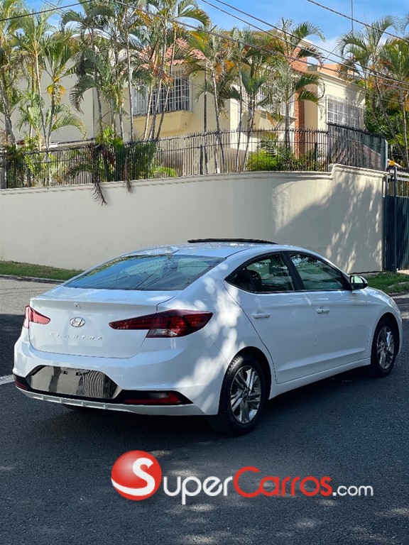 2020 Hyundai Elantra Value Edition — foto 4 / 10